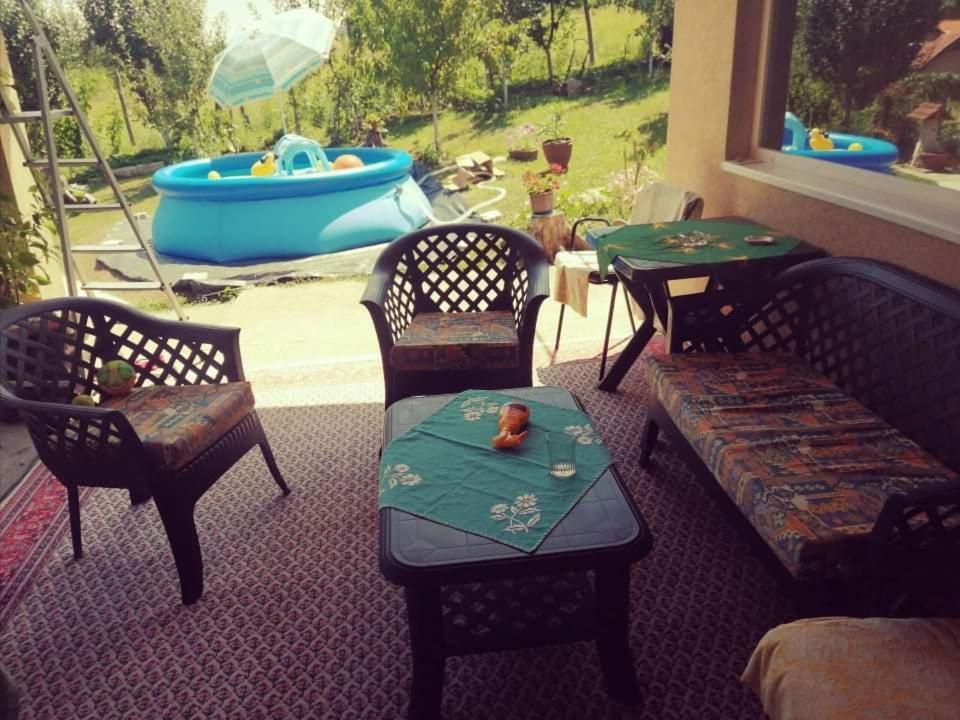 "Porodica Markovic" Borsko Jezero Beljevina Buitenkant foto