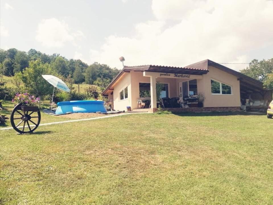 "Porodica Markovic" Borsko Jezero Beljevina Buitenkant foto